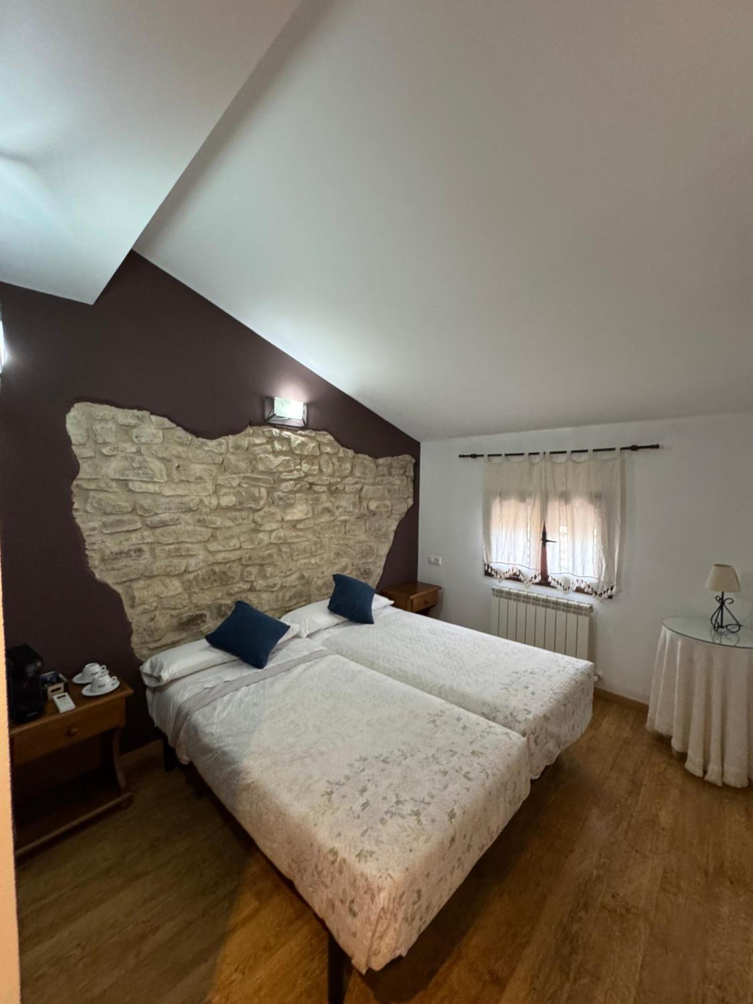 Casa Rural Marga Tardienta Eksteriør billede